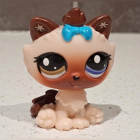 Littlest Pet Shop G7 # 004 Himalayan Cat - Picture 2 of 6